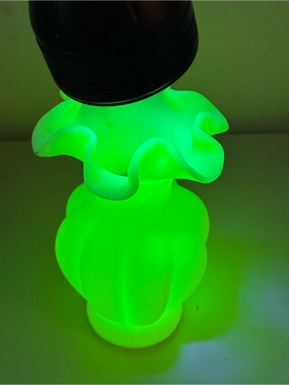 Vintage Fenton Satin Custard Uranium Glass Ruffled Melon Vase - GLOWS!